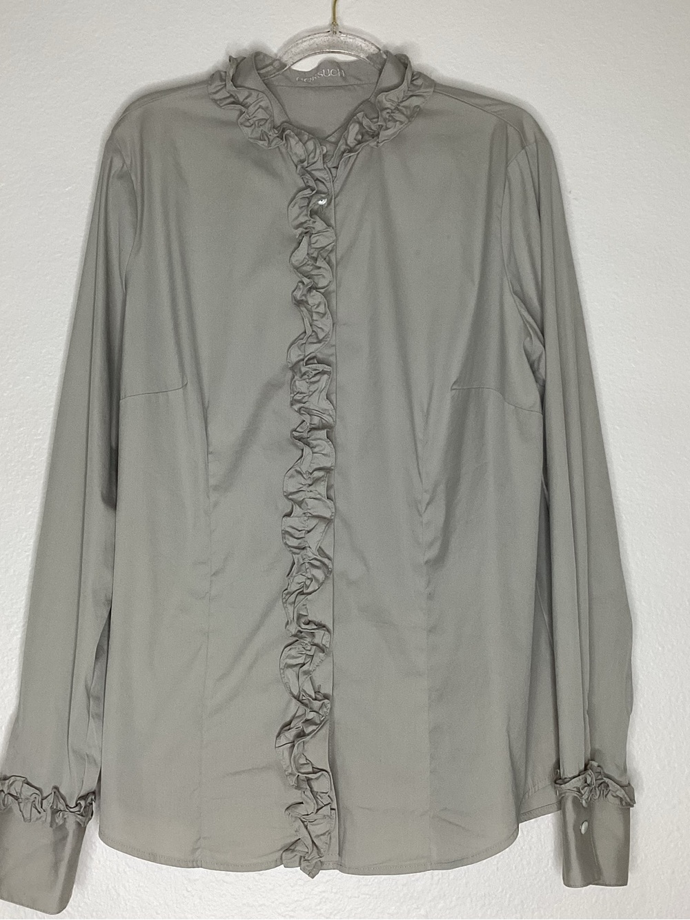 GORSUCH Grey Cotton Blouse Ruffle Edge Austria Sz 42